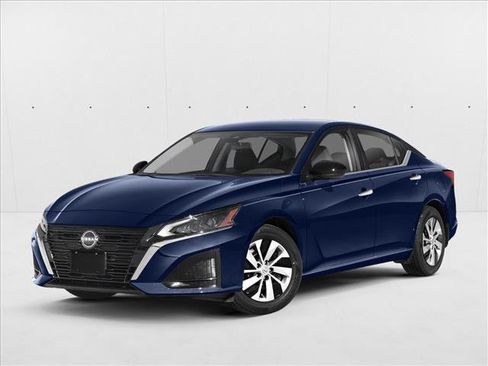 Used 2024 Nissan Altima 2.5 S image 1
