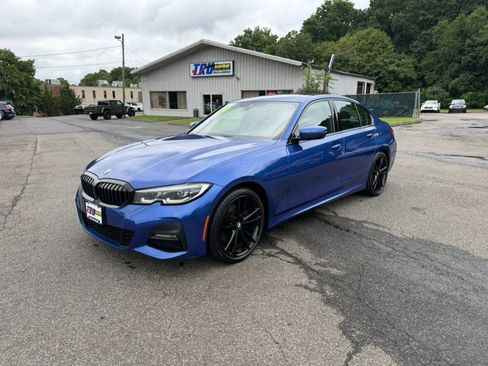 Used 2020 BMW 330i xDrive Sedan w/ M Sport Package AWD/4WD image 2