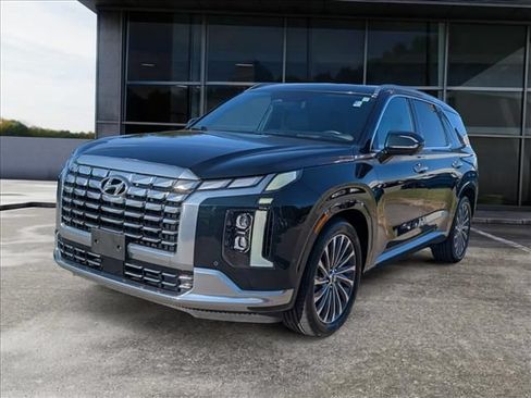 Used 2024 Hyundai Palisade Calligraphy FWD image 5