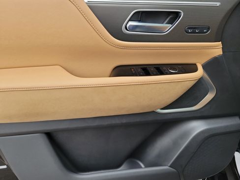 New 2026 INFINITI QX80 Luxe image 15