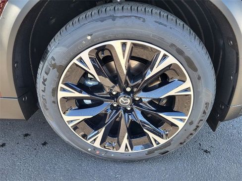 New 2026 MAZDA CX-90 Plug-In Hybrid w/ Premium Plus image 15