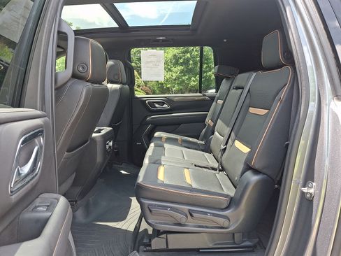 Used 2021 GMC Yukon XL AT4 AWD/4WD image 10