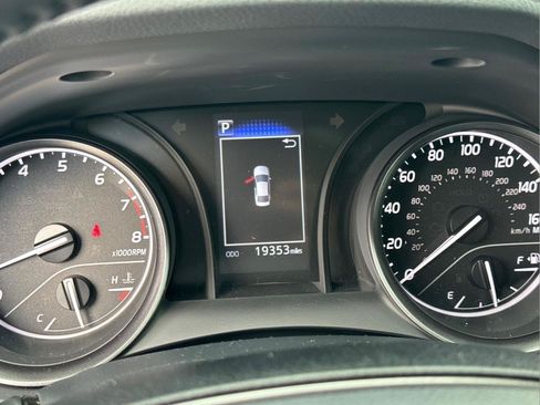 Used 2024 Toyota Camry SE FWD image 22