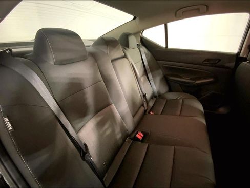 Used 2025 Nissan Altima 2.5 SV FWD image 23