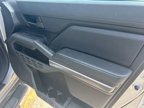 Used 2024 Toyota Tacoma SR5 image 18