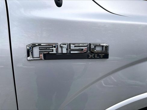 Used 2016 Ford F150 XLT w/ Equipment Group 302A Luxury image 28