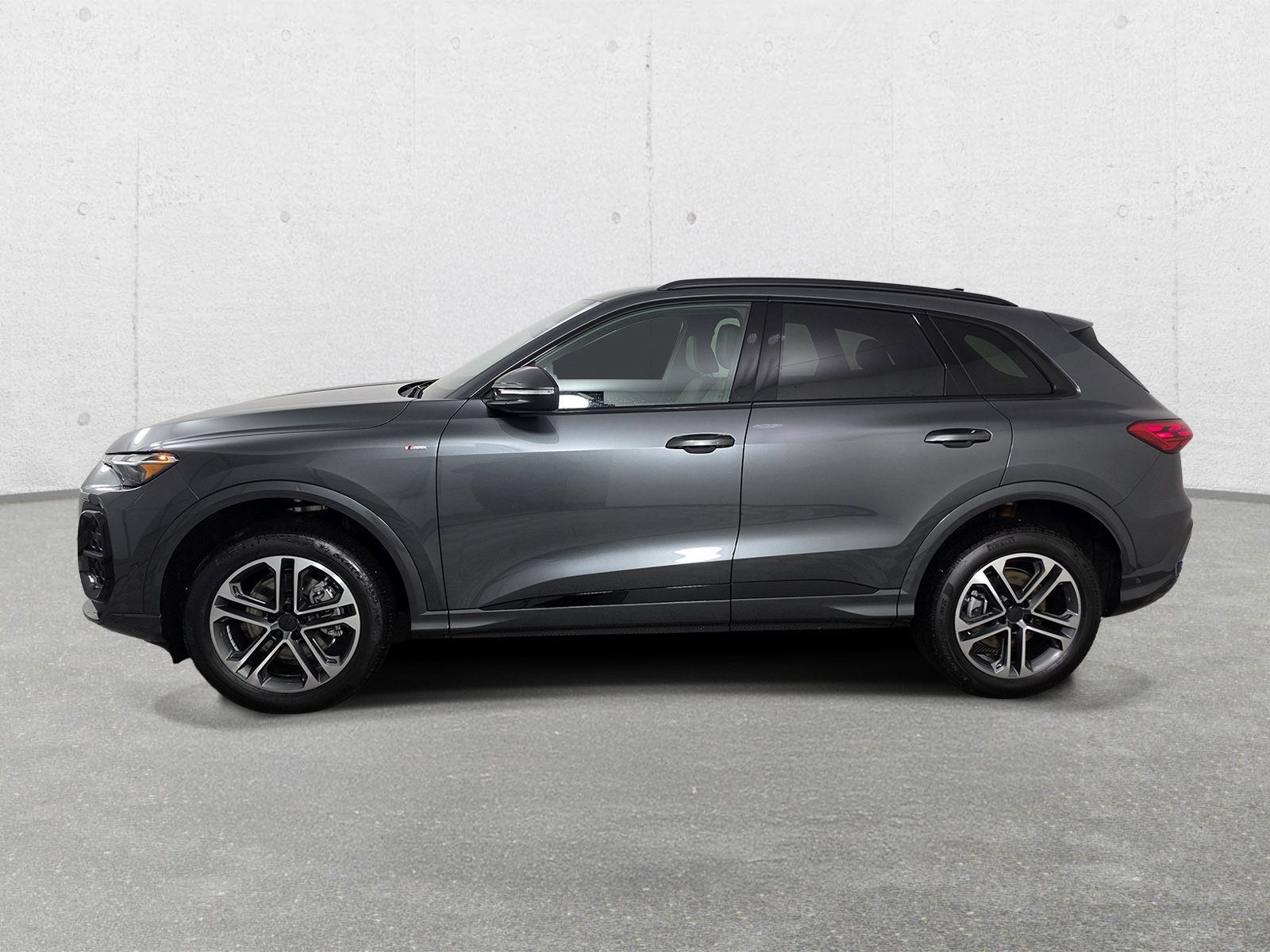 New 2026 Audi Q5 2.0T AWD/4WD image 4