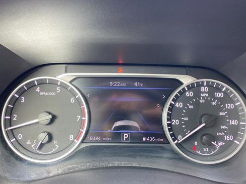 Used 2023 Nissan Sentra SV FWD image 16
