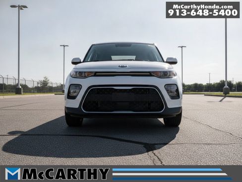 Used 2023 Kia Soul LX w/ Option Group 015 FWD image 3