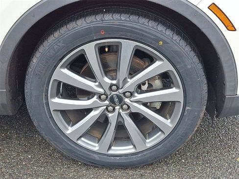 Used 2019 Lincoln Nautilus Select w/ Class II Trailer Tow Package image 9