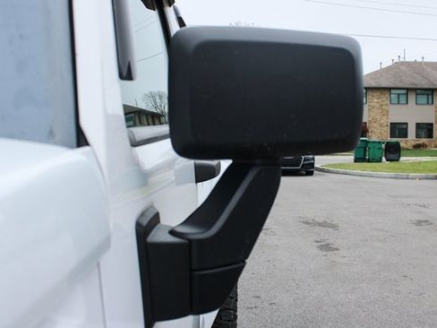 Used 2008 HUMMER H3 Luxury image 7