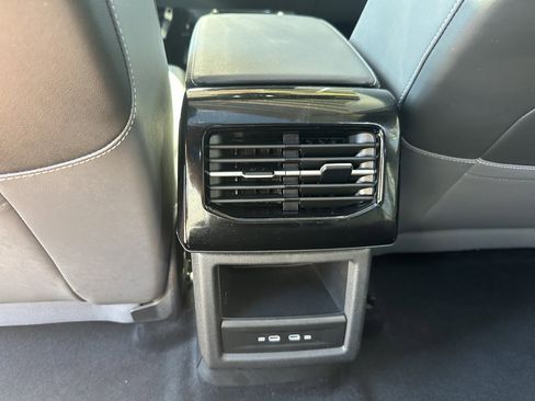 Used 2023 Volkswagen ID.4 S image 41