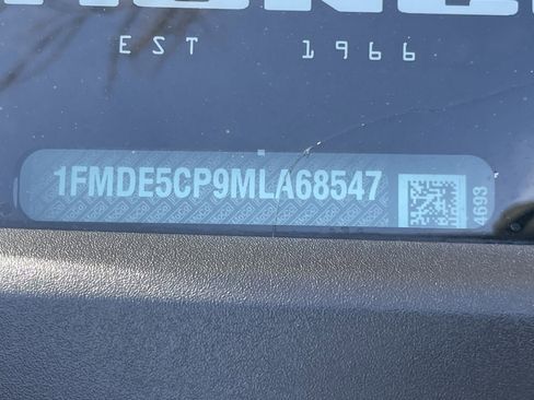 Used 2021 Ford Bronco Wildtrak image 3