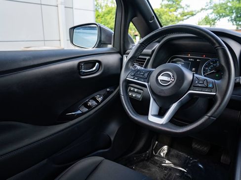 Used 2024 Nissan Leaf SV Plus FWD image 11