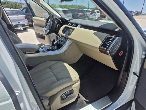 Used 2015 Land Rover Range Rover Sport HSE AWD/4WD image 17