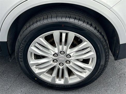 Used 2019 Cadillac XT5 Premium Luxury image 14