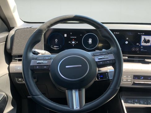 Certified 2024 Hyundai Kona Limited FWD image 25