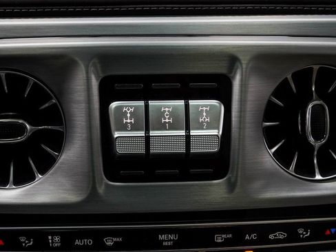Used 2023 Mercedes-Benz G 63 AMG 4MATIC image 33