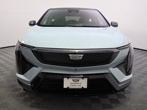 New 2025 Cadillac Optiq Sport 2 w/ LPO, ONYX Package image 10