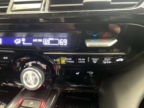 Used 2022 Acura MDX FWD w/ Technology Package image 30