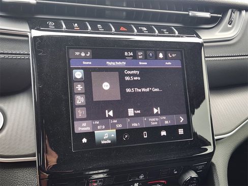 New 2025 Jeep Grand Cherokee Laredo w/ Luxury Tech Group I image 12