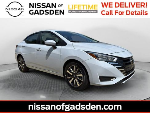 New 2025 Nissan Versa SV w/ Trunk Package image 1
