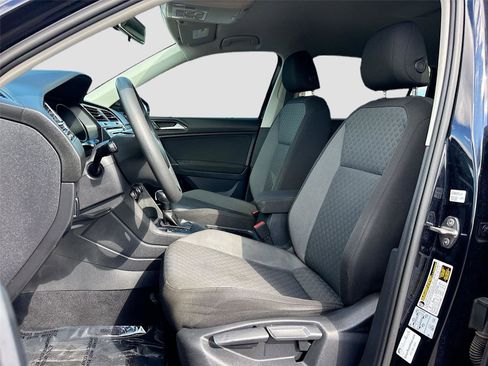 Used 2018 Volkswagen Tiguan S w/ Front Fog Lights Package image 20