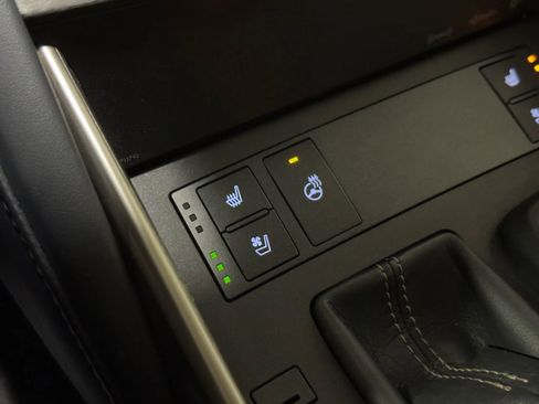 Used 2020 Lexus IS 300 AWD w/ Premium Package image 40