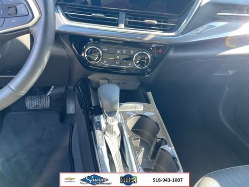 Used 2024 Chevrolet Trax ACTIV w/ Driver Confidence Package FWD image 12
