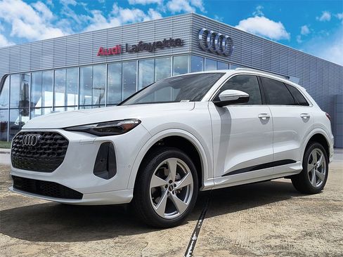 New 2025 Audi Q5 Premium Plus image 1