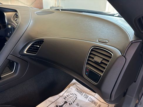 Used 2014 Chevrolet Corvette Stingray Coupe image 15