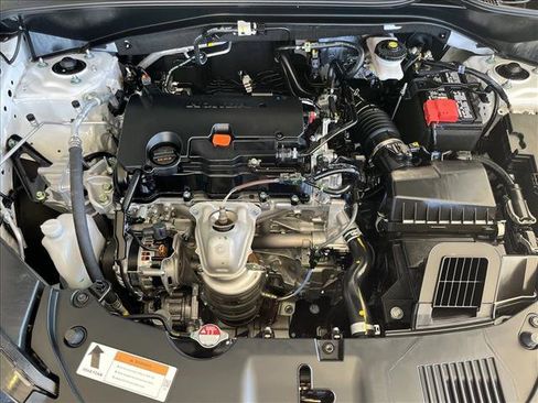 Used 2026 Honda HR-V LX image 16