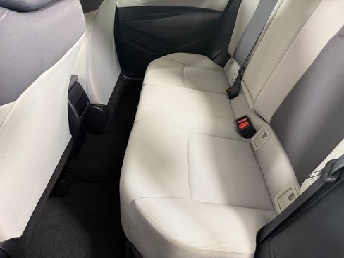 Used 2022 Toyota Corolla LE FWD image 18