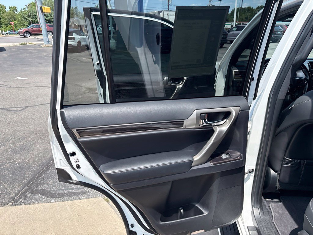 Used 2021 Lexus GX 460 Premium AWD/4WD image 27