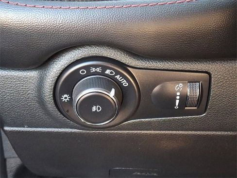 Used 2021 Dodge Durango R/T w/ Blacktop Package image 25