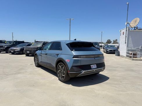 Used 2024 Hyundai Ioniq 5 SEL RWD image 2