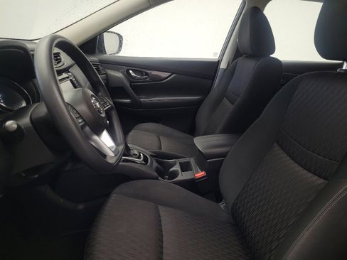 Used 2018 Nissan Rogue S AWD/4WD image 17
