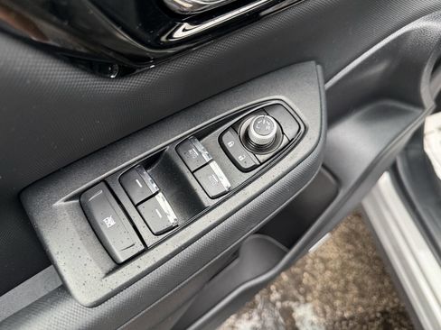 Used 2025 Subaru Forester Limited w/ Popular Package image 16