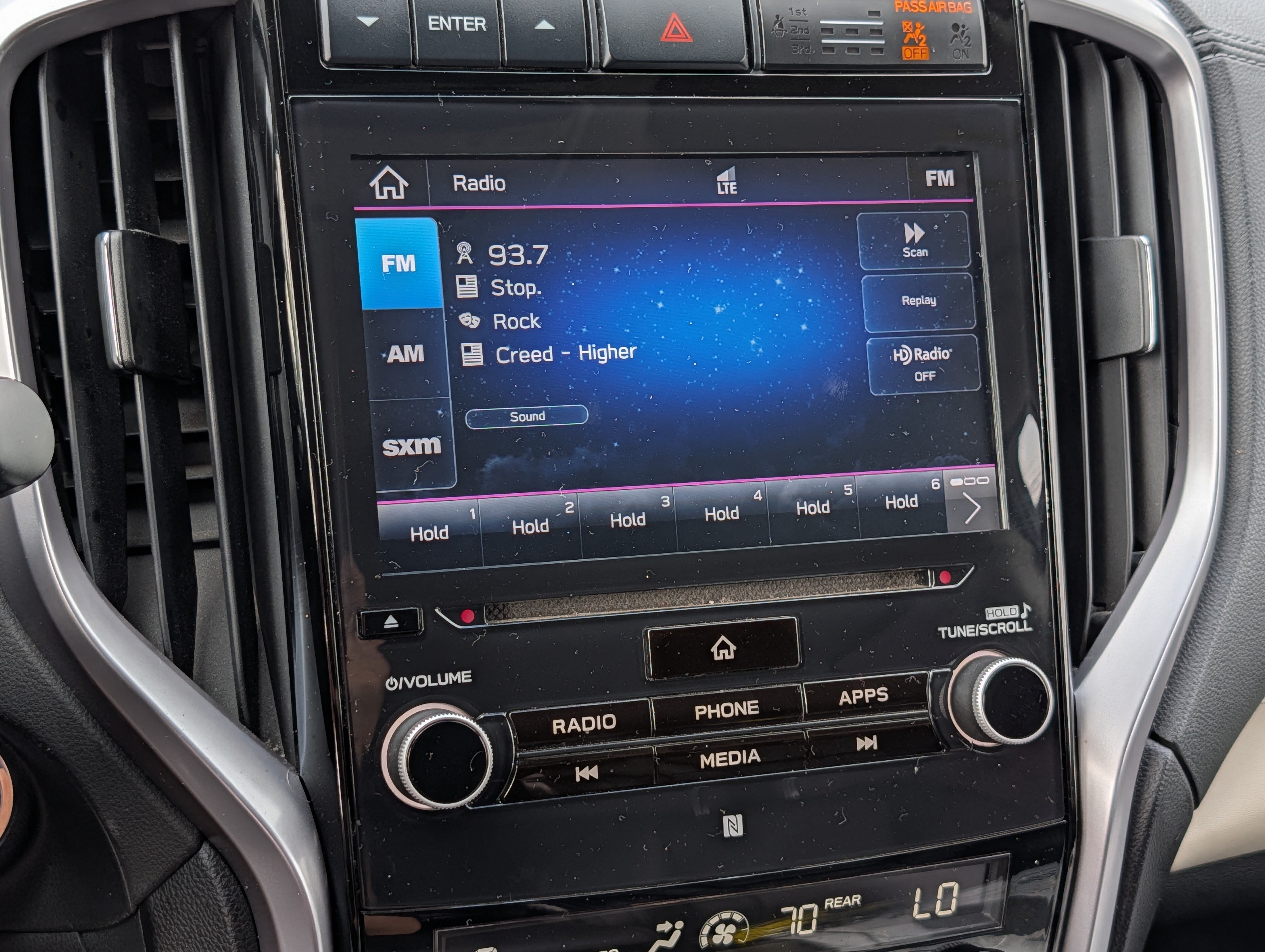 Used 2022 Subaru Ascent Limited AWD/4WD image 22