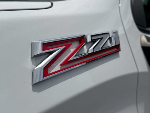 Used 2022 Chevrolet Silverado 1500 RST w/ Z71 Off-Road Package AWD/4WD image 38