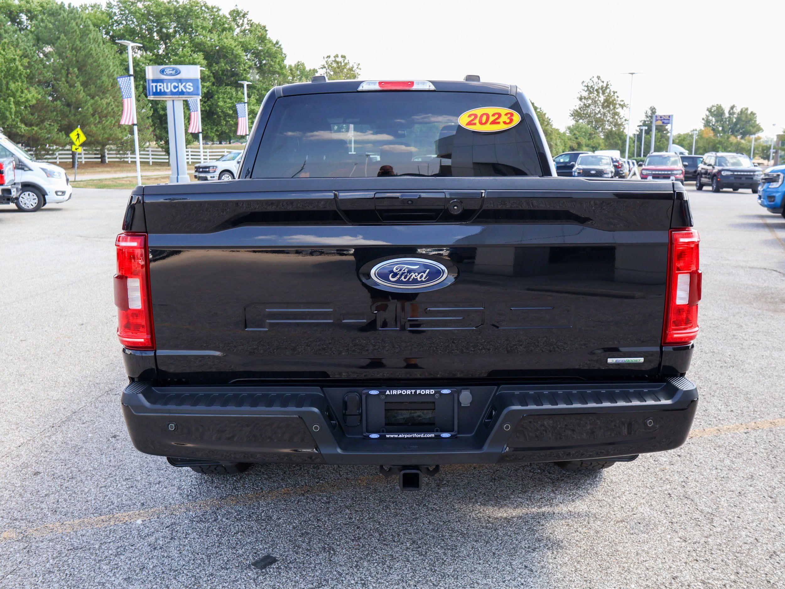 Used 2023 Ford F150 XLT w/ Equipment Group 302A High AWD/4WD image 4