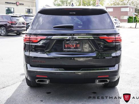 Used 2022 Chevrolet Traverse Premier w/ Redline Edition FWD image 22