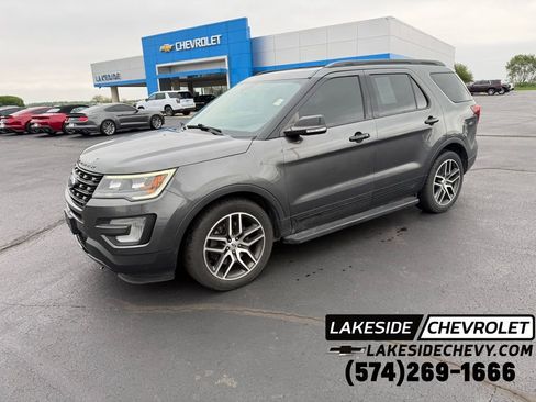 Used 2017 Ford Explorer Sport w/ Equipment Group 401A AWD/4WD image 1