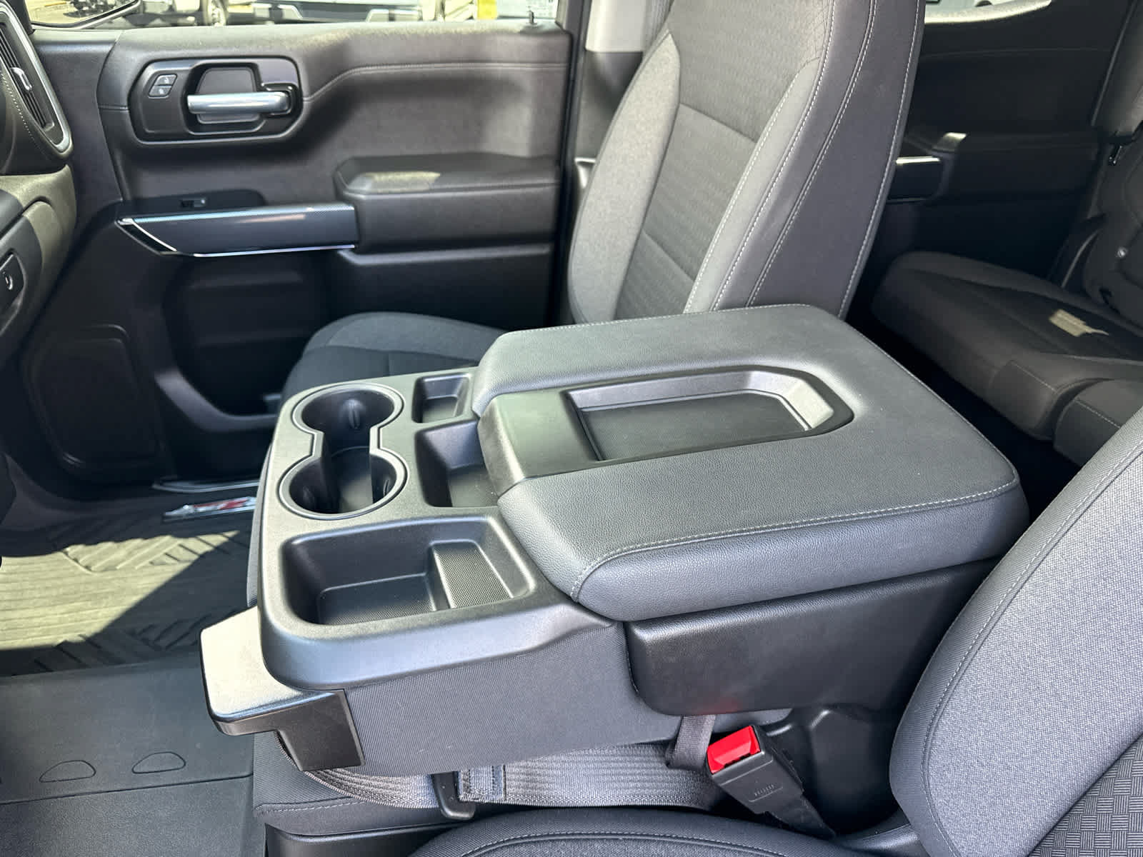 Certified 2022 Chevrolet Silverado 1500 RST AWD/4WD image 20