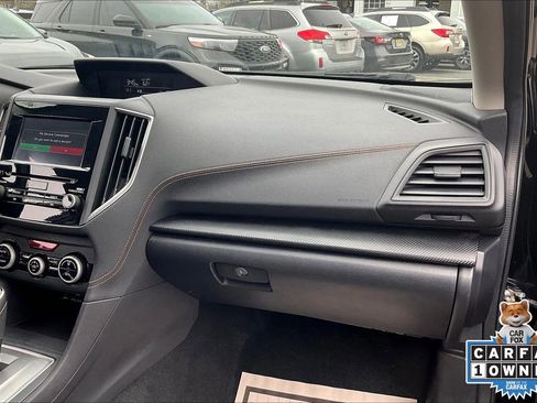 Used 2023 Subaru Crosstrek 2.0i Premium image 19