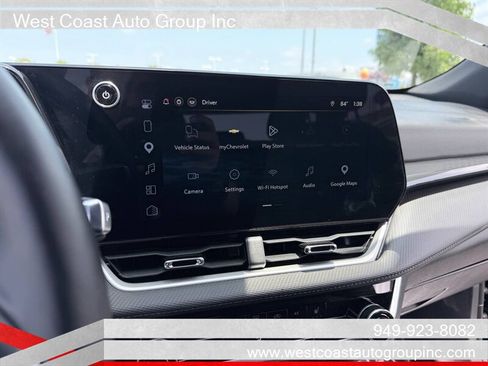 Used 2026 Chevrolet Equinox LT AWD/4WD image 14