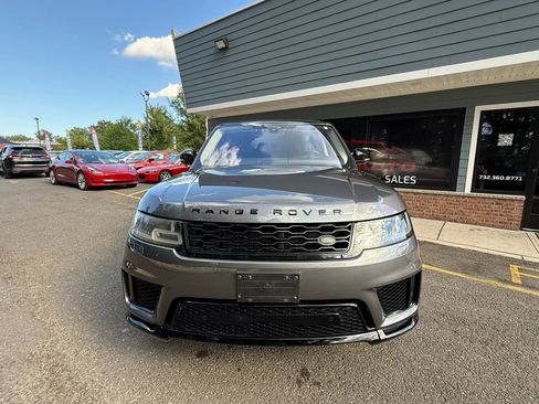 Used 2018 Land Rover Range Rover Sport HSE image 2
