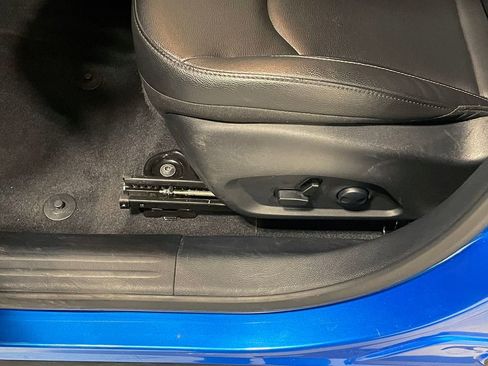 Used 2025 Jeep Compass Limited image 20