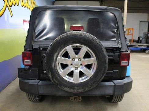 Used 2015 Jeep Wrangler Sport image 5