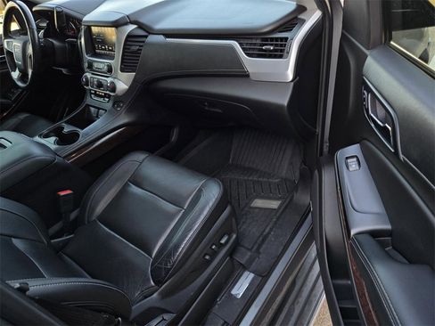 Used 2018 GMC Yukon SLT w/ Open Road Package image 7